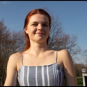 Meet your Posher, Danielle